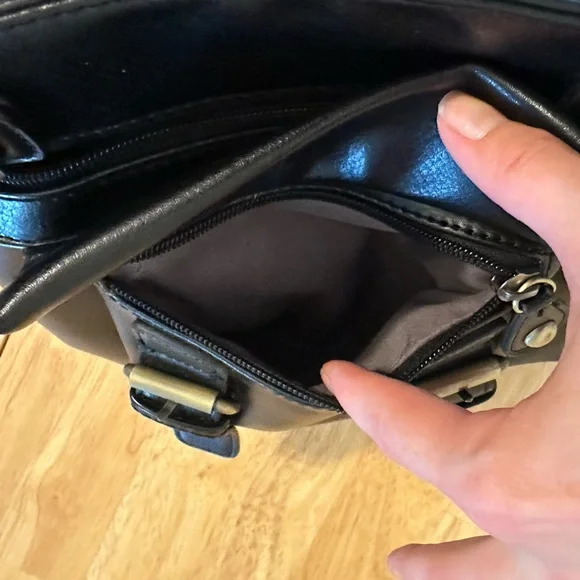 Black Crossbody Bag - Picture 9 of 10